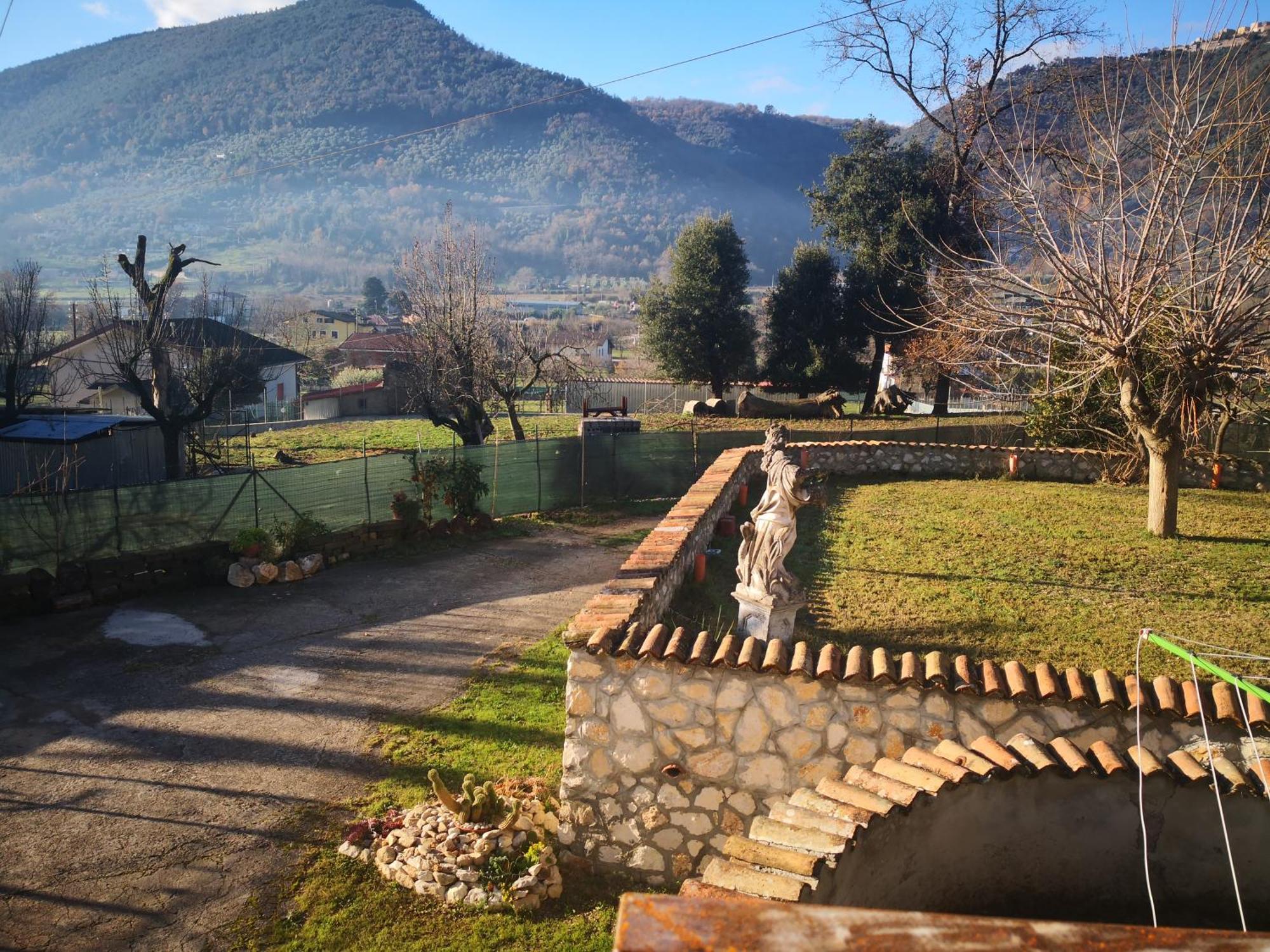 La Quercia Apartment Gavignano Luaran gambar